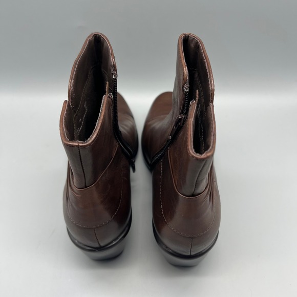 Clarks Brown Leather Cap Toe Ankle Boots Ring Detail 80834 Womens 9N - Picture 4 of 8